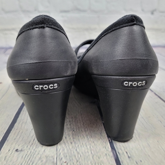 CROCS | wedge heel closed toe maryjane shoes - Picture 7 of 9